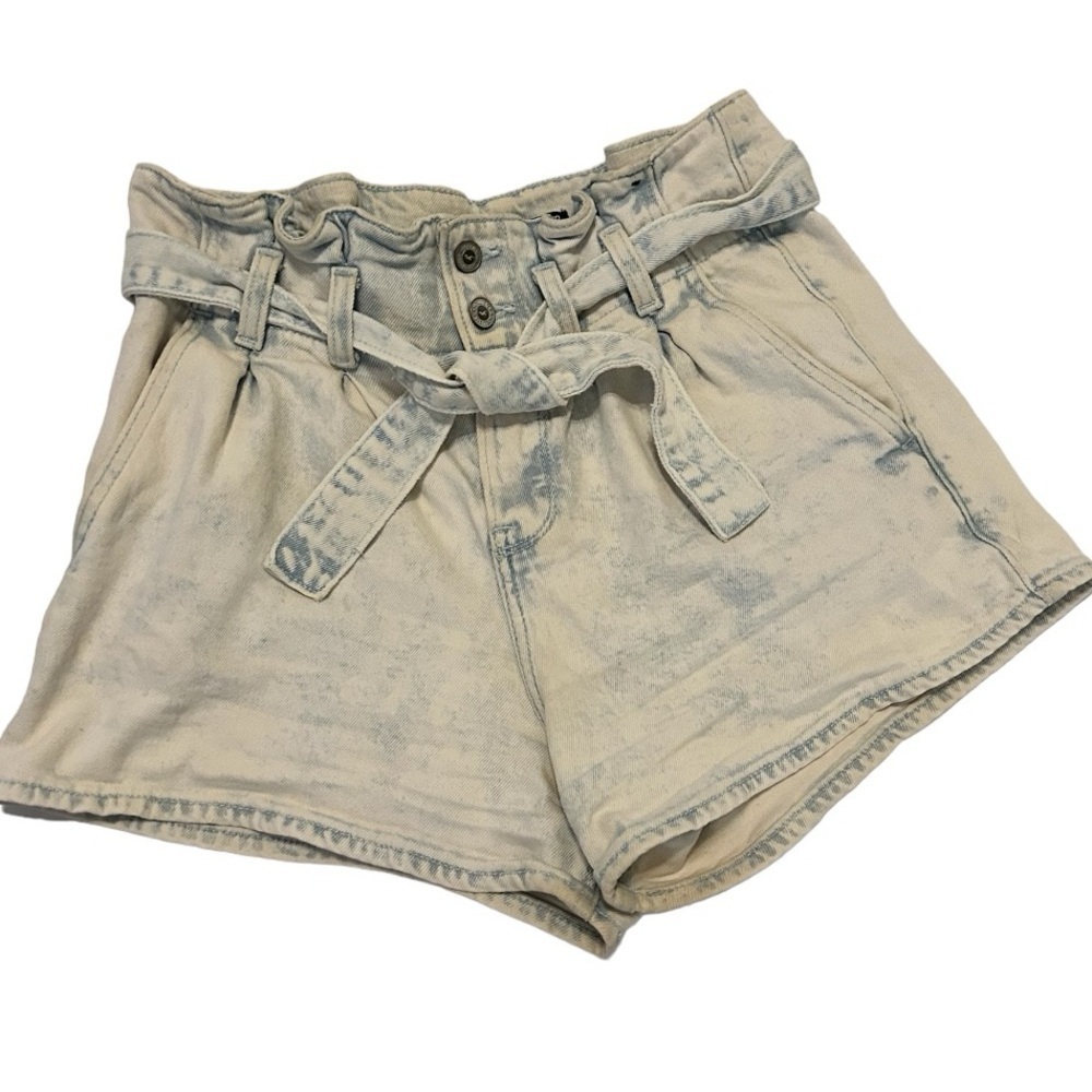Hollister Ultra High Rise Mom Shorts 3” Retro Acid Wash Stretchy Belted S7 W28
